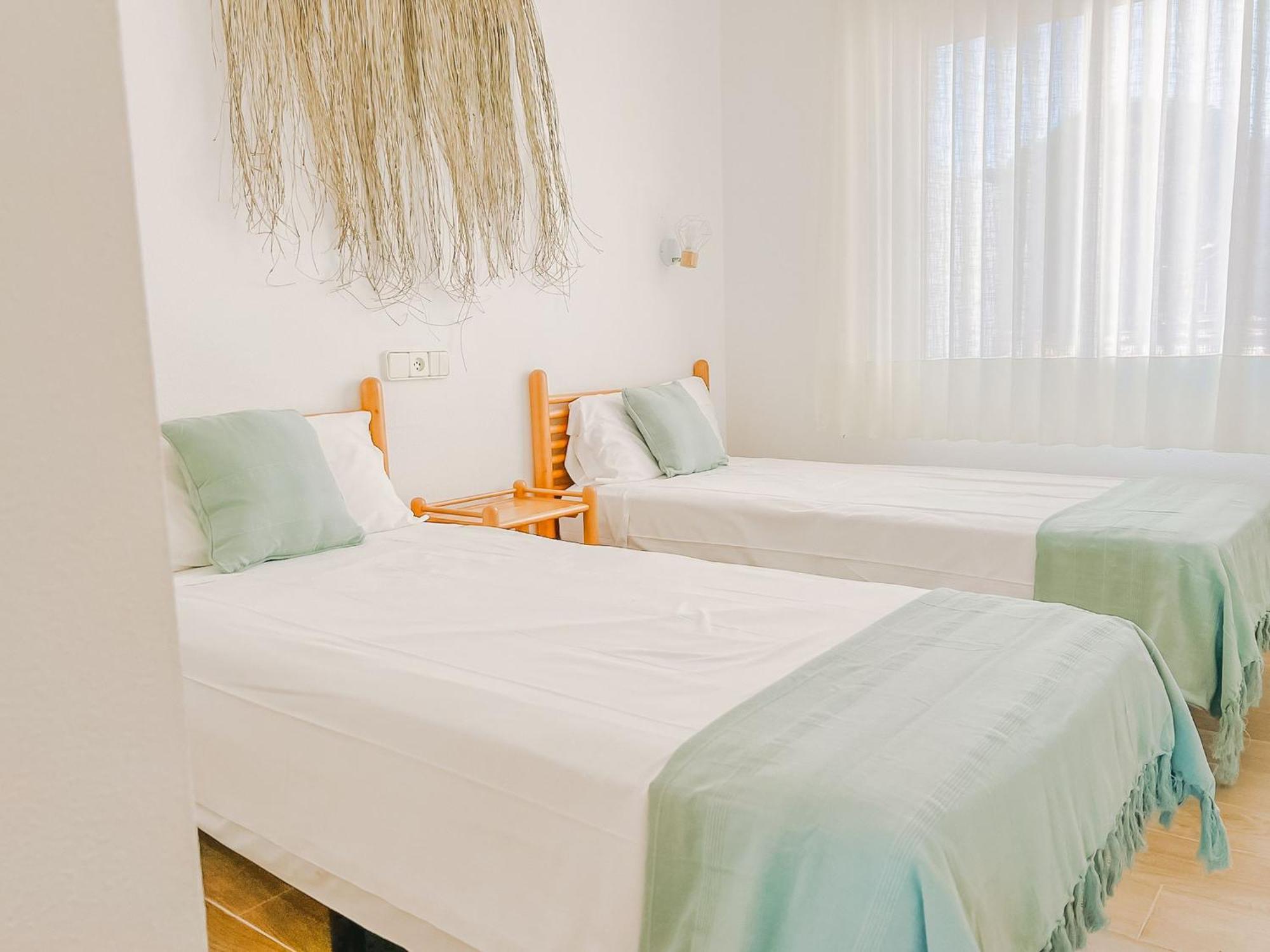 Apartamentos Sol Naixent Ла-Амеллья-де-Мар Экстерьер фото